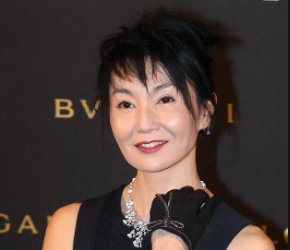 作为香港娱乐圈的女神之一,张曼玉为何不婚?
