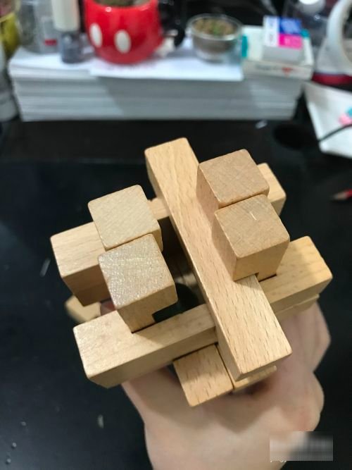 鲁班锁12根拼装步骤图有吗?