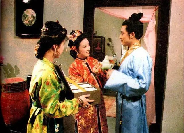 什么是嫡出,什么是庶出?