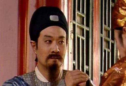 贾家获罪时贾雨村干了什么?为何说他忘恩负义?