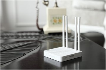 一个网络账号(一个猫)能接两个路由器吗?