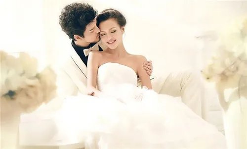 上海婚纱摄影店排名 上海拍婚纱照贵吗