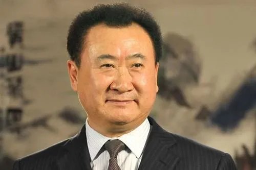 王思聪带女友看熊猫，他有哪些择偶标准？