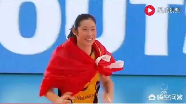 土超女排豪门瓦基弗银行队正式官宣朱婷续约,四大主力留队,如何看待朱婷的选择?