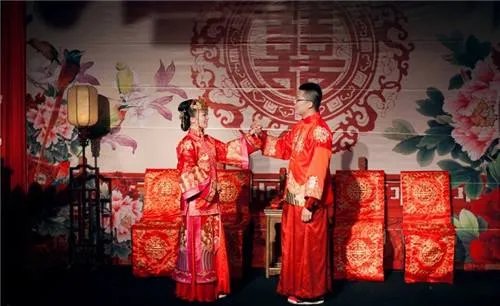 怀孕了可以去参加婚礼吗 孕妇见了新娘子怎么破