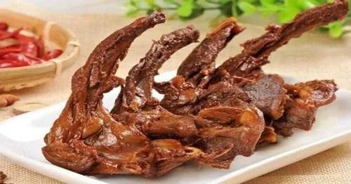 周黑鸭锁鲜装和袋装有什么区别？