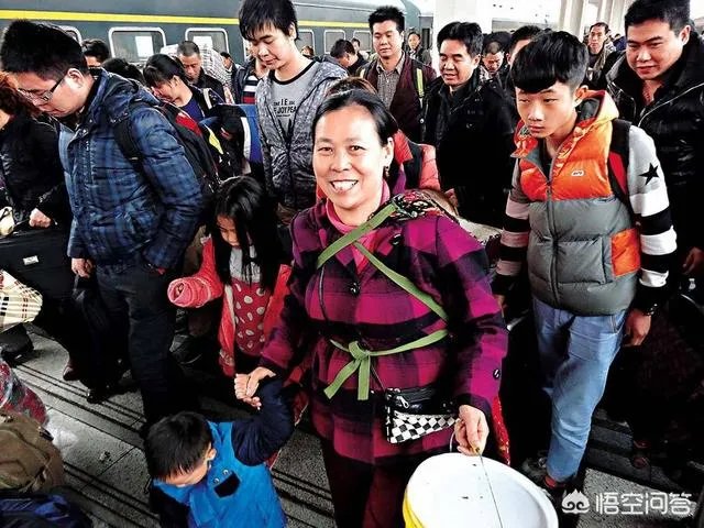 每年广东都有一批摩托返乡大军回家乡,你们怎么看?