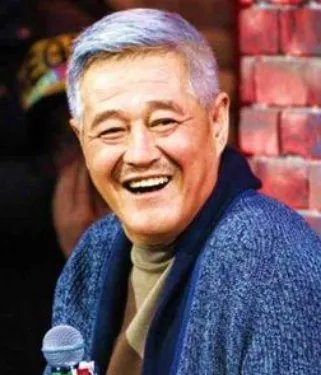 赵本山一直这么火的原因竟然是因为他背后的什么背景?