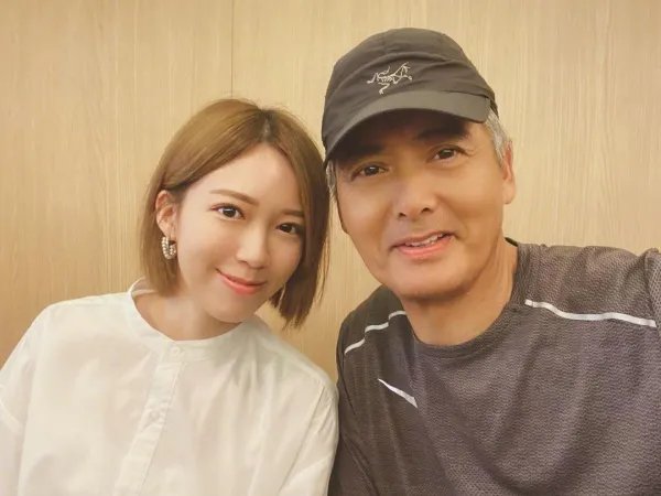 黄日华女儿为周润发庆生，周润发是看着她长大的吗？
