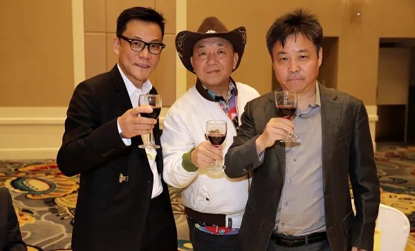 当当网李国庆俞渝夫妻反目,是什么原因导致同室操戈?