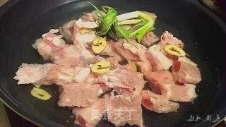 猴头菇排骨汤