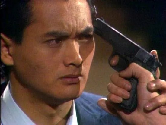 你觉得哪部港剧可以封为神作?为什么?