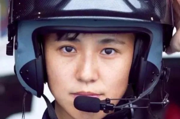 平均不满23岁女兵给导弹做体检,都有哪些岗位的女性活出了生命的不平凡?