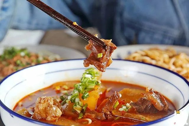 位于长沙市中心的五一广场,大家有哪些美食推荐?