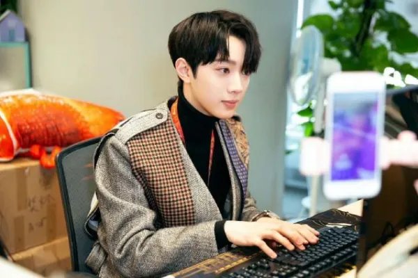 赖冠霖维权成功,与CUBE公司解约胜诉,他为何要与这家公司解约?