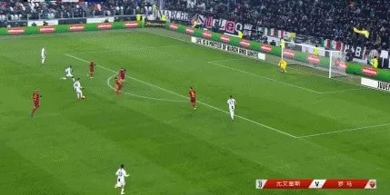 尤文1-0罗马,C罗1分钟连失2必进球气得直踹门柱,赛后罕见低分,你怎么看?