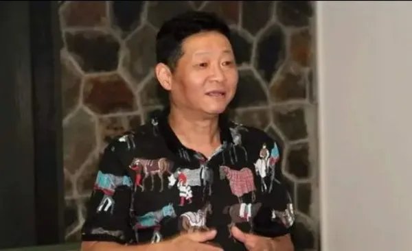 52岁的“三德子”赵亮成养鸡大户,他是如何一步步走到今天的?