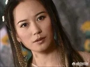 49岁许晴直播卸妆、素颜似少女，哪些女星年龄越大越有韵味？