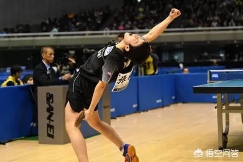 澳大利亚乒乓球公开赛,周雨在2-1领先的情况下,惨被张本智和4-2逆转,如何评价这场比赛?