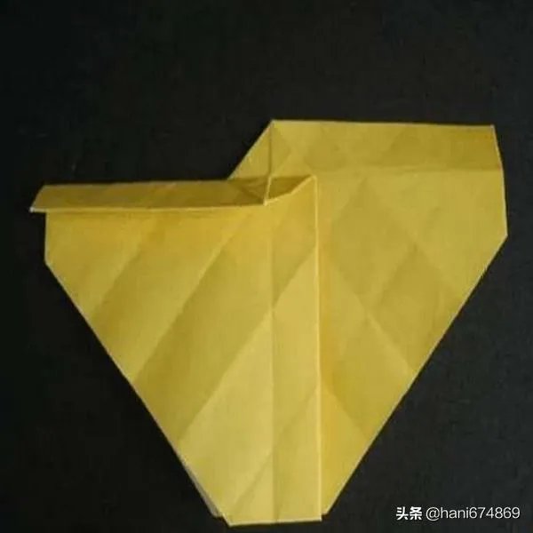 叠玫瑰花的方法?