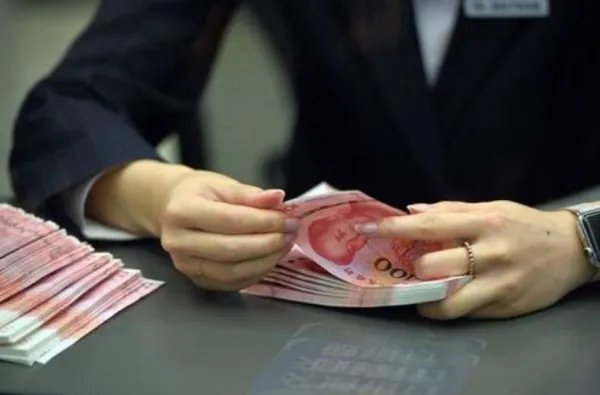 2021年多个地区上调最低标准工资,社保是否也跟着上调了?