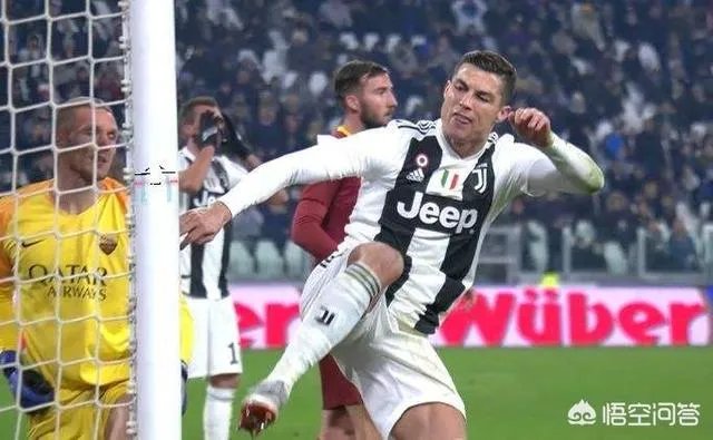 尤文1-0罗马,C罗1分钟连失2必进球气得直踹门柱,赛后罕见低分,你怎么看?