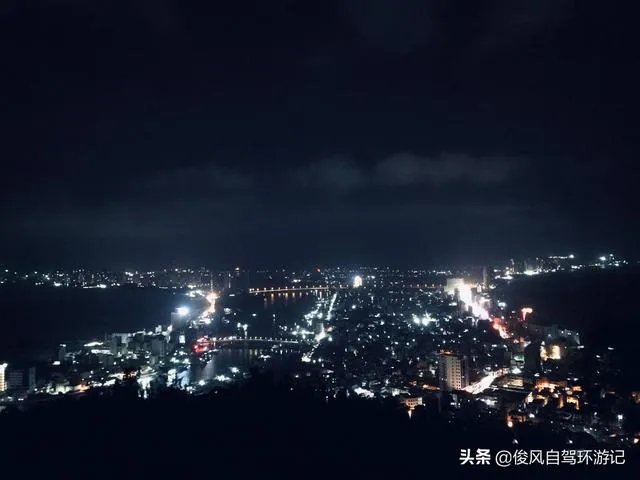 想去惠州看海，哪里海边比较好，附近的酒店性价比怎么样？