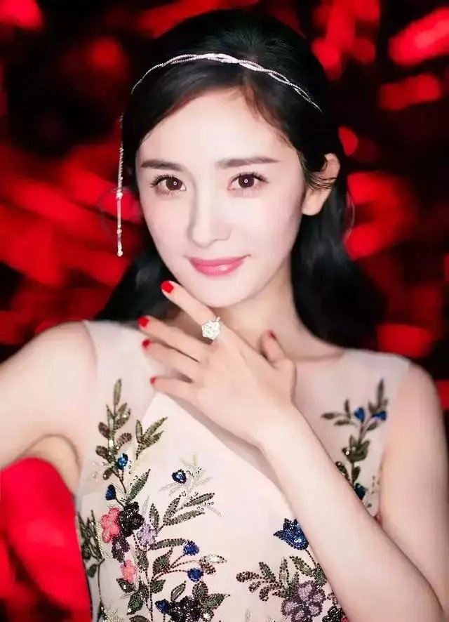 唐嫣杨颖等众女星比美