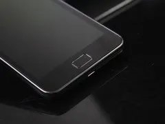 老机王毫不逊色 三星i9100仅售1948元