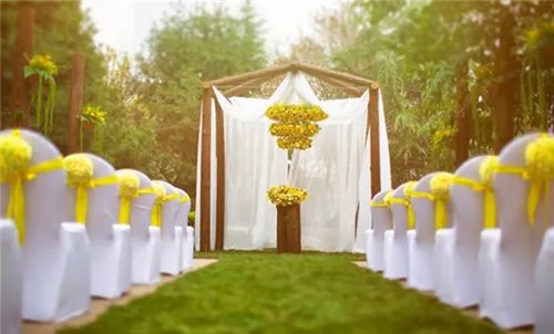 怎么布置婚礼现场  婚礼现场布置注意细节