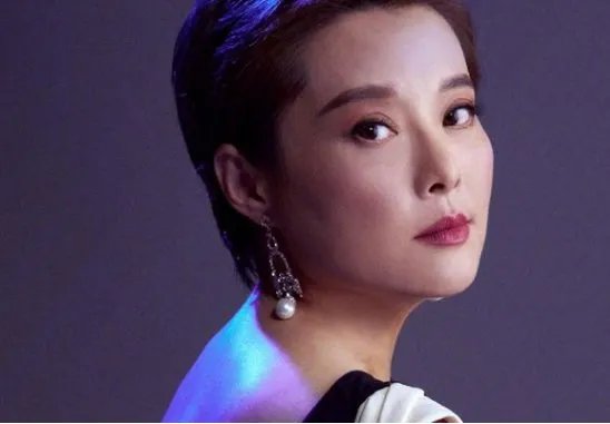 袁立被富商养了12年,却娶了大魔王宁姐,今三婚后悔吗?