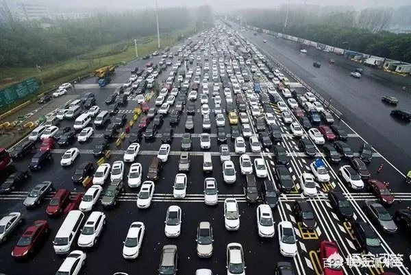 五一收费公路免费,你会出去旅游吗?