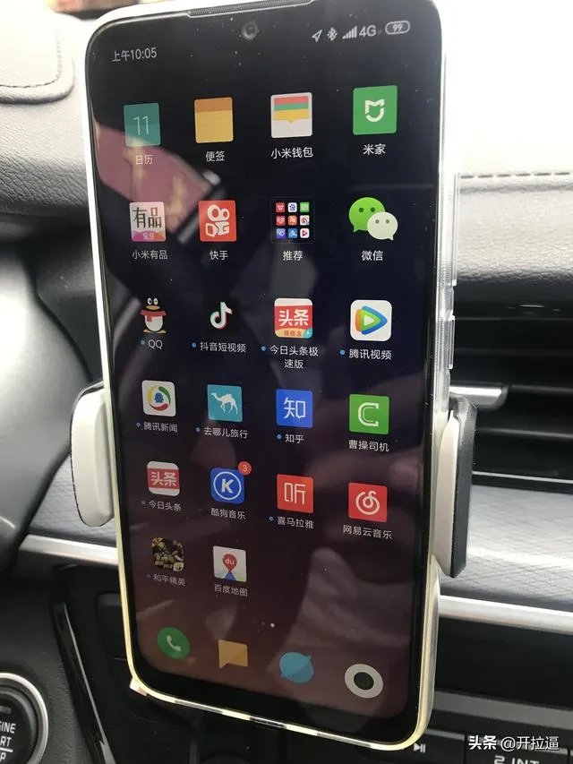 看完发布会大家有没有同感:iPhone自己淘汰了自己?