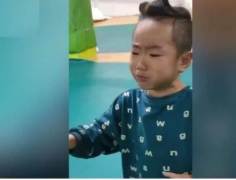 如何评价“萌娃唱豫剧太入戏将自己唱哭”这一事?