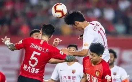恒大2-0击败上海上港积分反超国安,上海上港此场怎么会错失这个机会?大家怎么看?