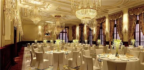 花海阁主题婚礼酒店价格 婚宴酒店预订技巧