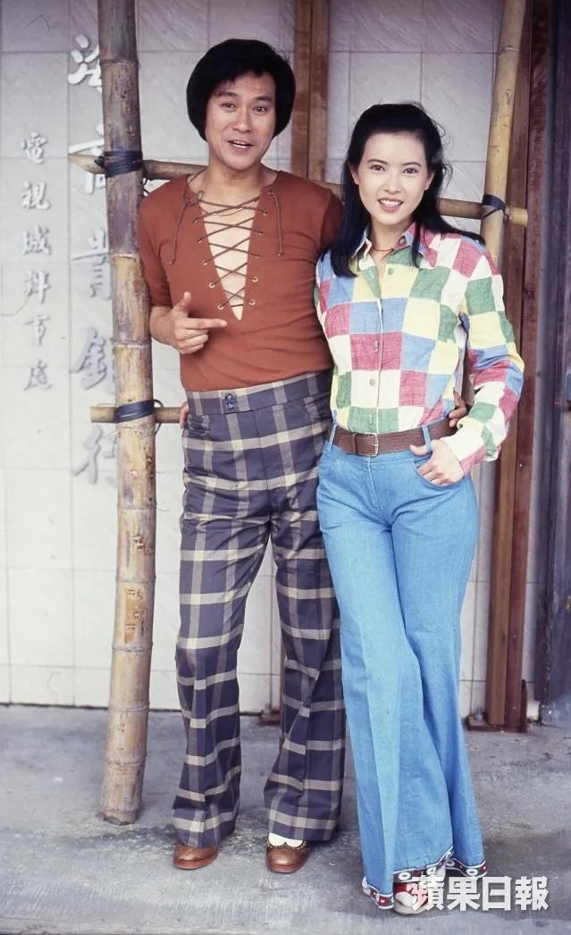 你觉得哪部港剧可以封为神作?为什么?