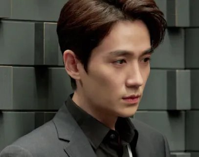 朱一龙被曝隐婚生子传闻，看了回应之后，这是背后心虚的体现吗？
