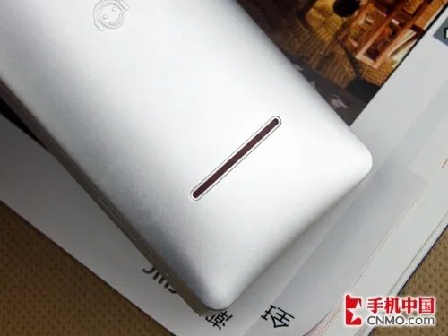 极致时尚专业音乐手机 步步高V205评测