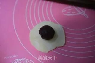 蛋黄酥