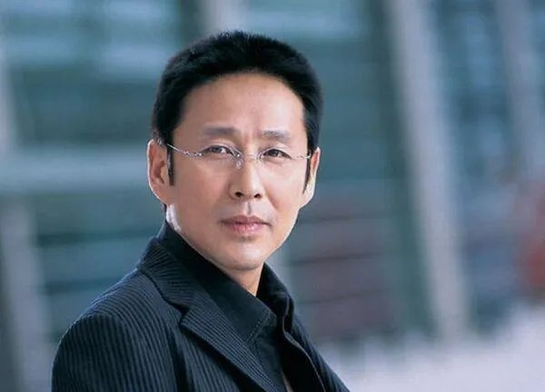 为何陈道明在演艺圈可以有如此高的地位?