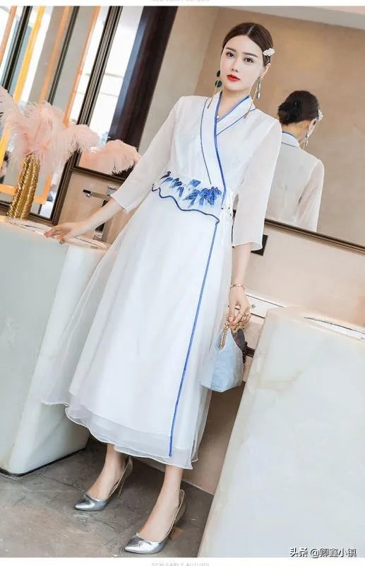 人像摄影中,你认为旗袍与汉服哪个更能拍出中国女人的韵味?你喜欢拍哪一种服装?