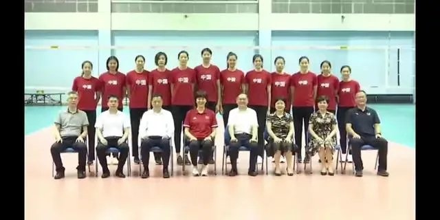 中国女排首秀迎战土耳其,你认为战果如何?