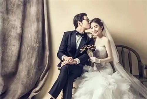 苏菲亚婚纱摄影好不好 婚纱摄影6种拍照姿势解读