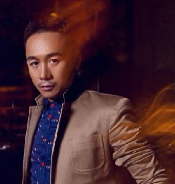 马伊琍高虎是什么关系?