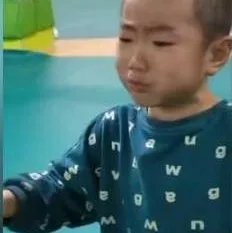 如何评价“萌娃唱豫剧太入戏将自己唱哭”这一事?
