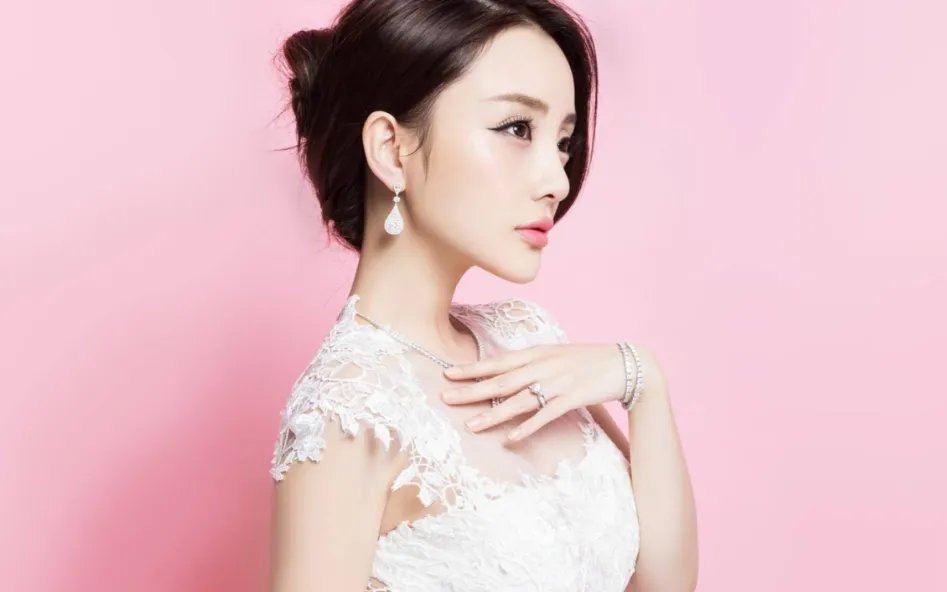 李小璐贾乃亮为甜馨庆生。你觉得他们还能复合吗?