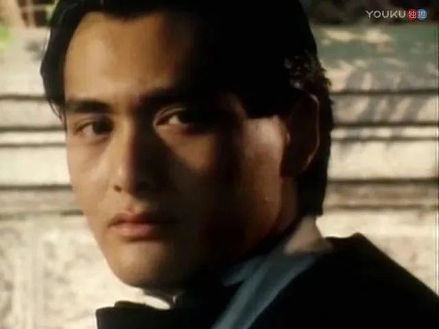 你觉得哪部港剧可以封为神作?为什么?
