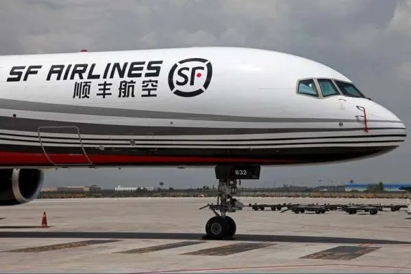 为了送快递,顺丰买过多少架飞机?