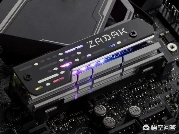 ZADAK是什么品牌?新发布的SPARK RGB DDR4内存怎么样?